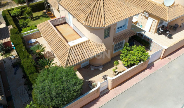 Odsprzedaż - Villa - Torrevieja - Los Balcones - Los Altos del Edén