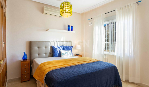 Odsprzedaż - Kamienica - Orihuela Costa - Los Almendros-la Florida