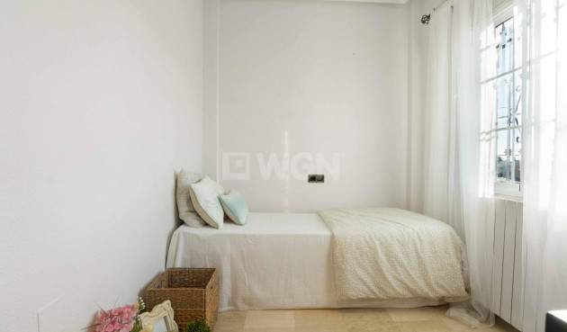 Odsprzedaż - Kamienica - Orihuela Costa - Los Almendros-la Florida