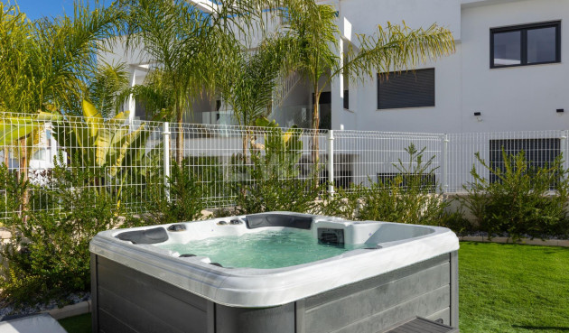 Odsprzedaż - Daszek - Torrevieja - Los Balcones - Los Altos del Edén