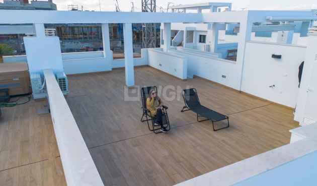 Odsprzedaż - Daszek - Torrevieja - Los Balcones - Los Altos del Edén