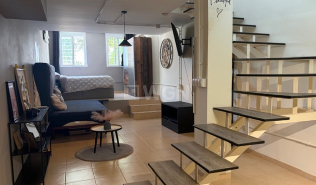 Odsprzedaż - Villa - Fortuna - Inland