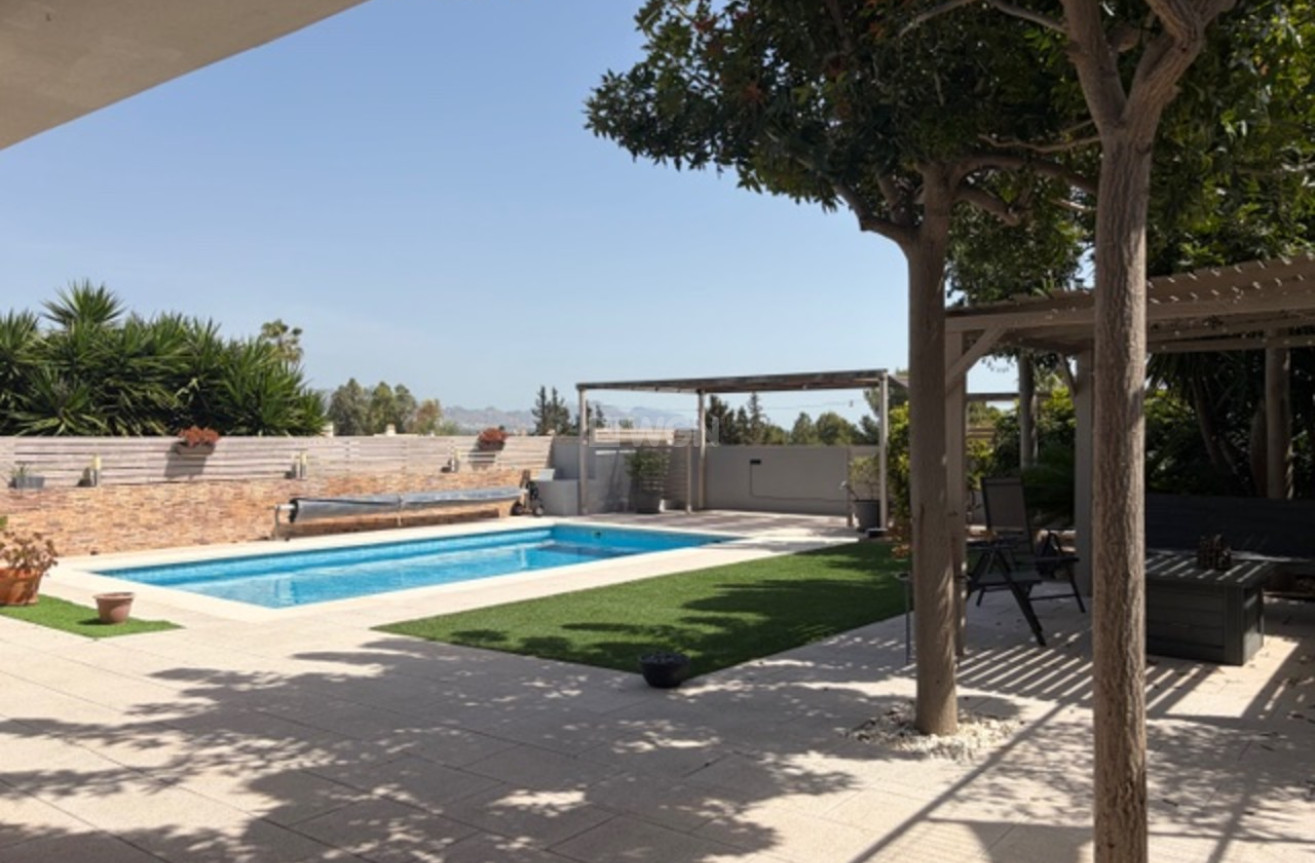 Odsprzedaż - Villa - Fortuna - Inland