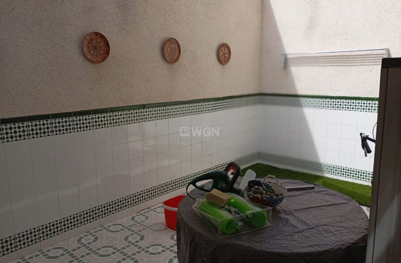 Odsprzedaż - Kamienica - Daya Vieja - Costa Blanca