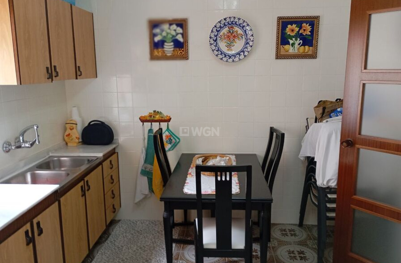 Odsprzedaż - Kamienica - Daya Vieja - Costa Blanca