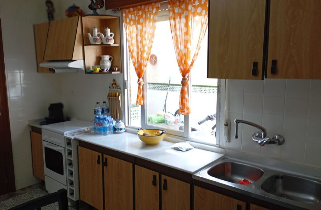 Odsprzedaż - Kamienica - Daya Vieja - Costa Blanca