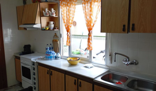 Odsprzedaż - Kamienica - Daya Vieja - Costa Blanca