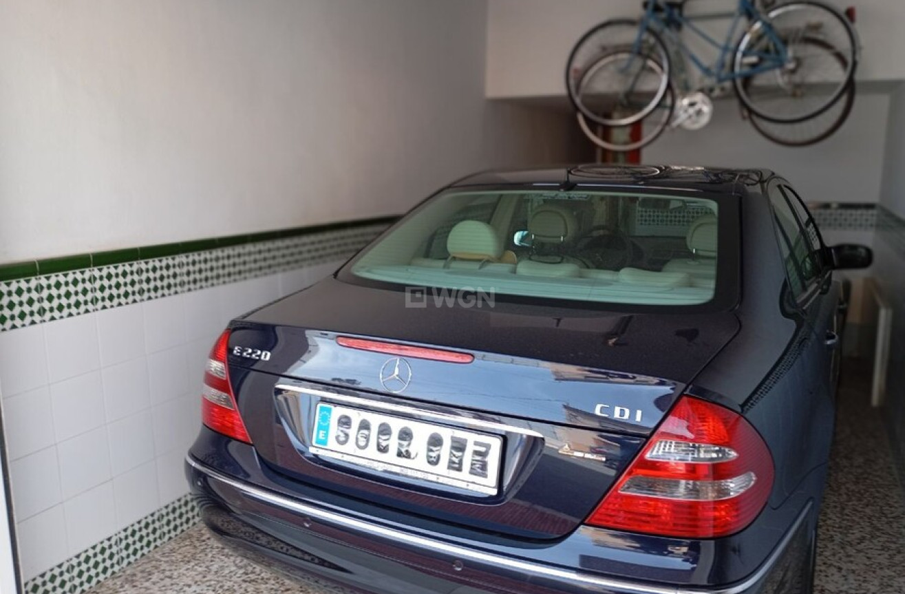 Odsprzedaż - Kamienica - Daya Vieja - Costa Blanca