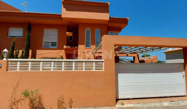 Odsprzedaż - Villa - Calpe - Costa Blanca