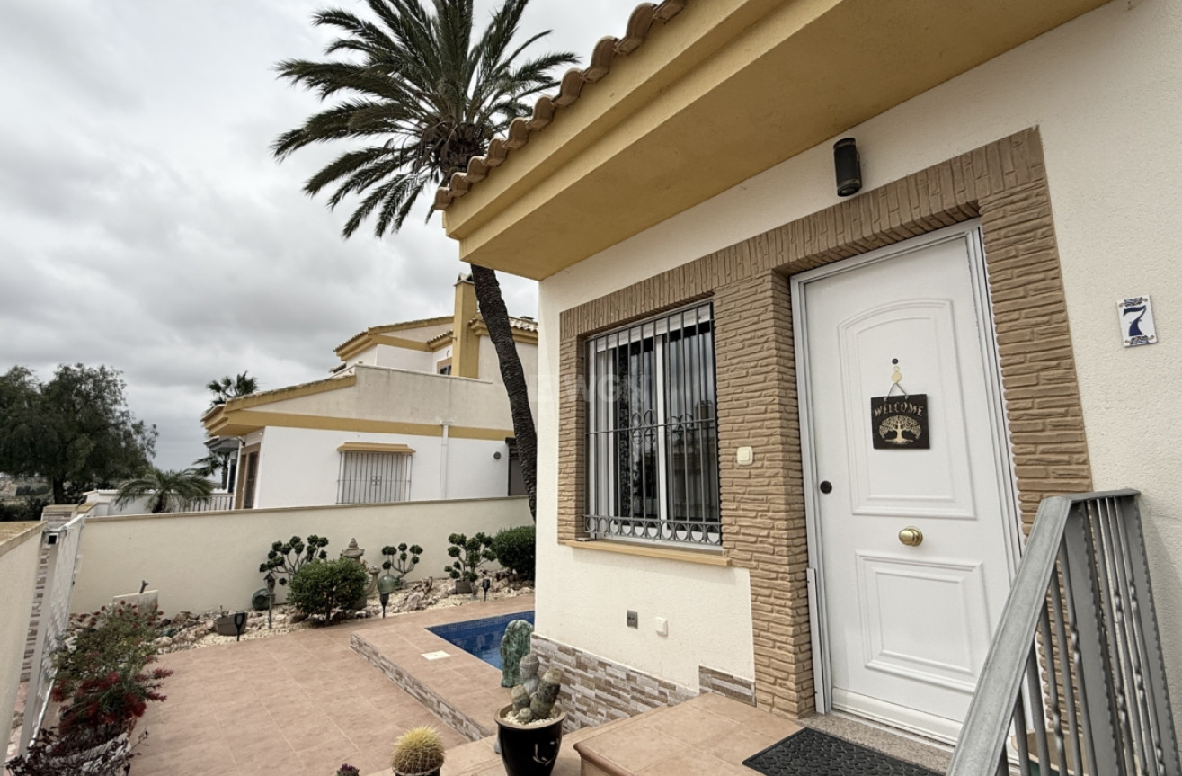 Odsprzedaż - Kamienica - Sucina - Inland