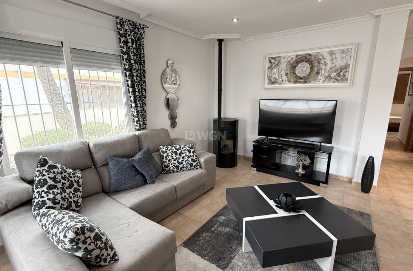 Odsprzedaż - Kamienica - Sucina - Inland