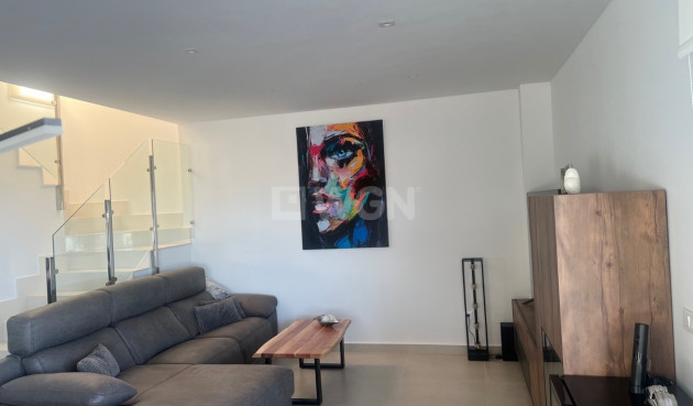 Odsprzedaż - Villa - Los Montesinos - Costa Blanca