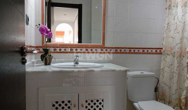 Odsprzedaż - Mieszkanie w bloku - Villamartin - Costa Blanca