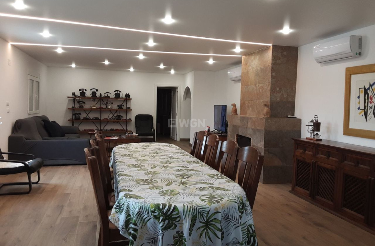 Odsprzedaż - Villa - San Miguel de Salinas - Inland