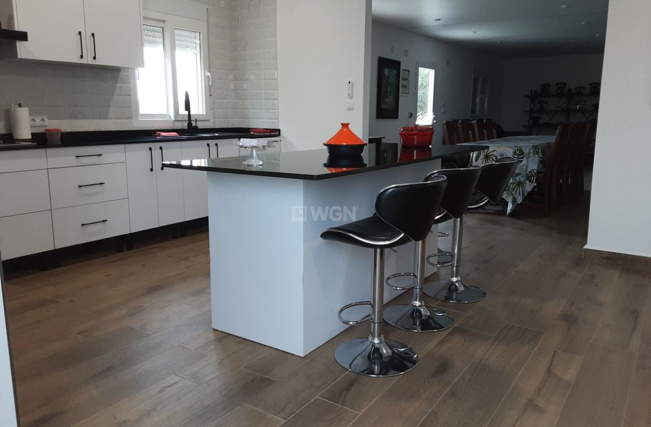 Odsprzedaż - Villa - San Miguel de Salinas - Inland