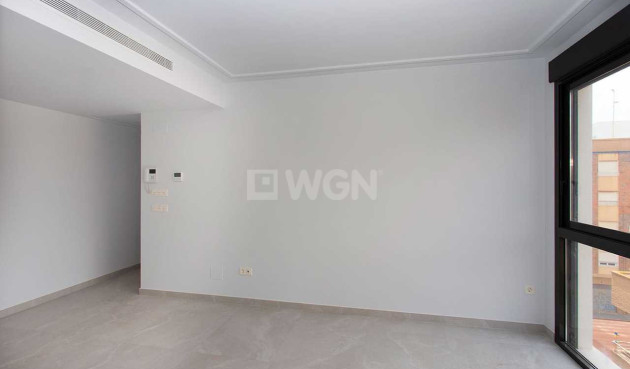 Odsprzedaż - Mieszkanie w bloku - Torrevieja - Costa Blanca