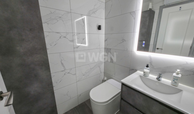 Wiederverkauf - Wohnung - Vistabella Golf Entre Naranjos - Inland