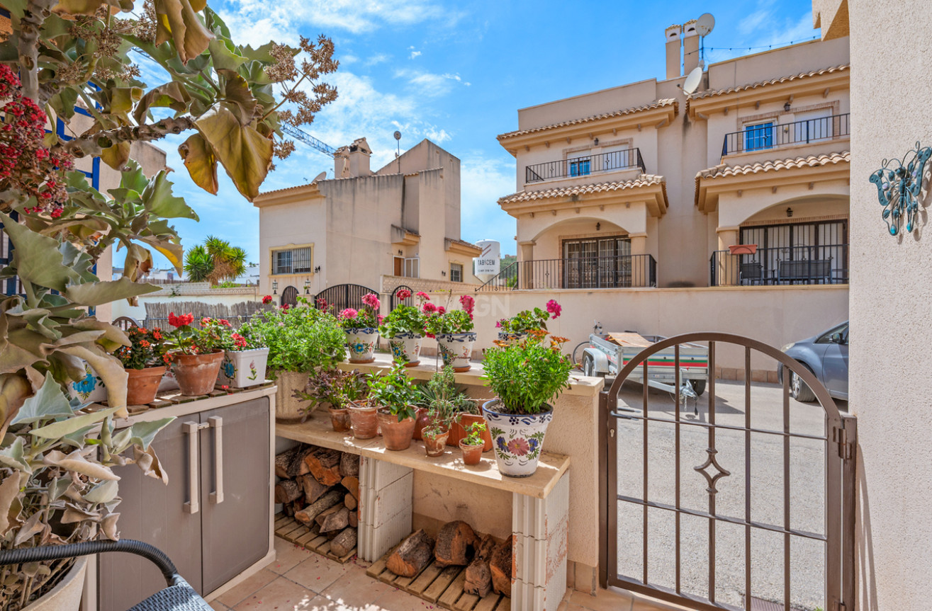 Resale - Townhouse - San Miguel de Salinas - Inland