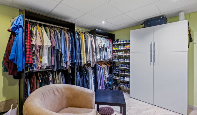 Resale - Townhouse - San Miguel de Salinas - Inland