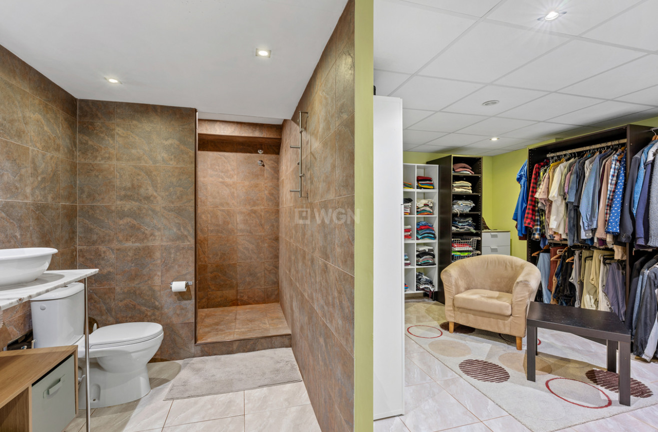 Resale - Townhouse - San Miguel de Salinas - Inland