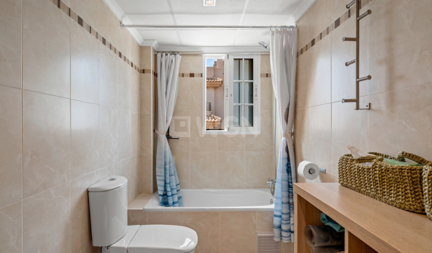 Resale - Townhouse - San Miguel de Salinas - Inland