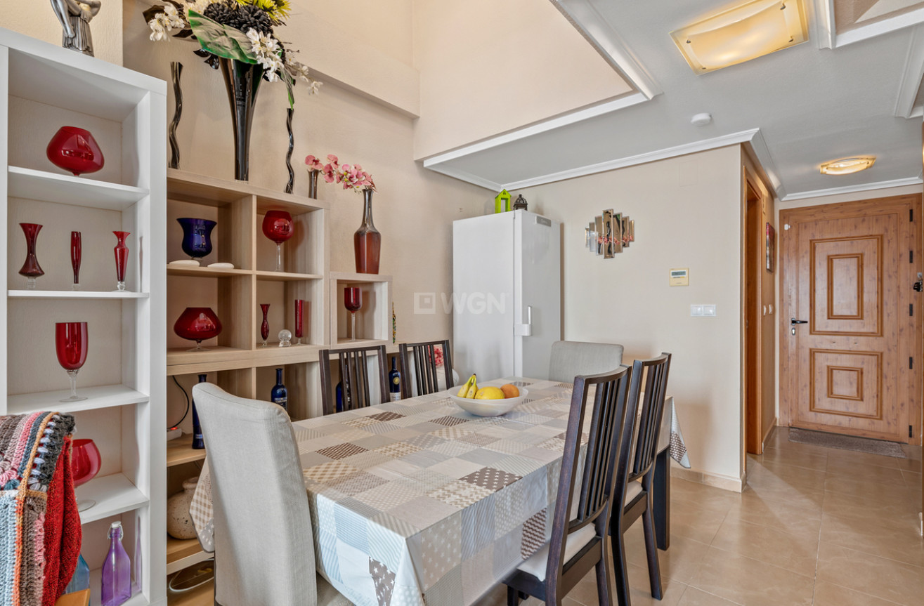 Resale - Townhouse - San Miguel de Salinas - Inland