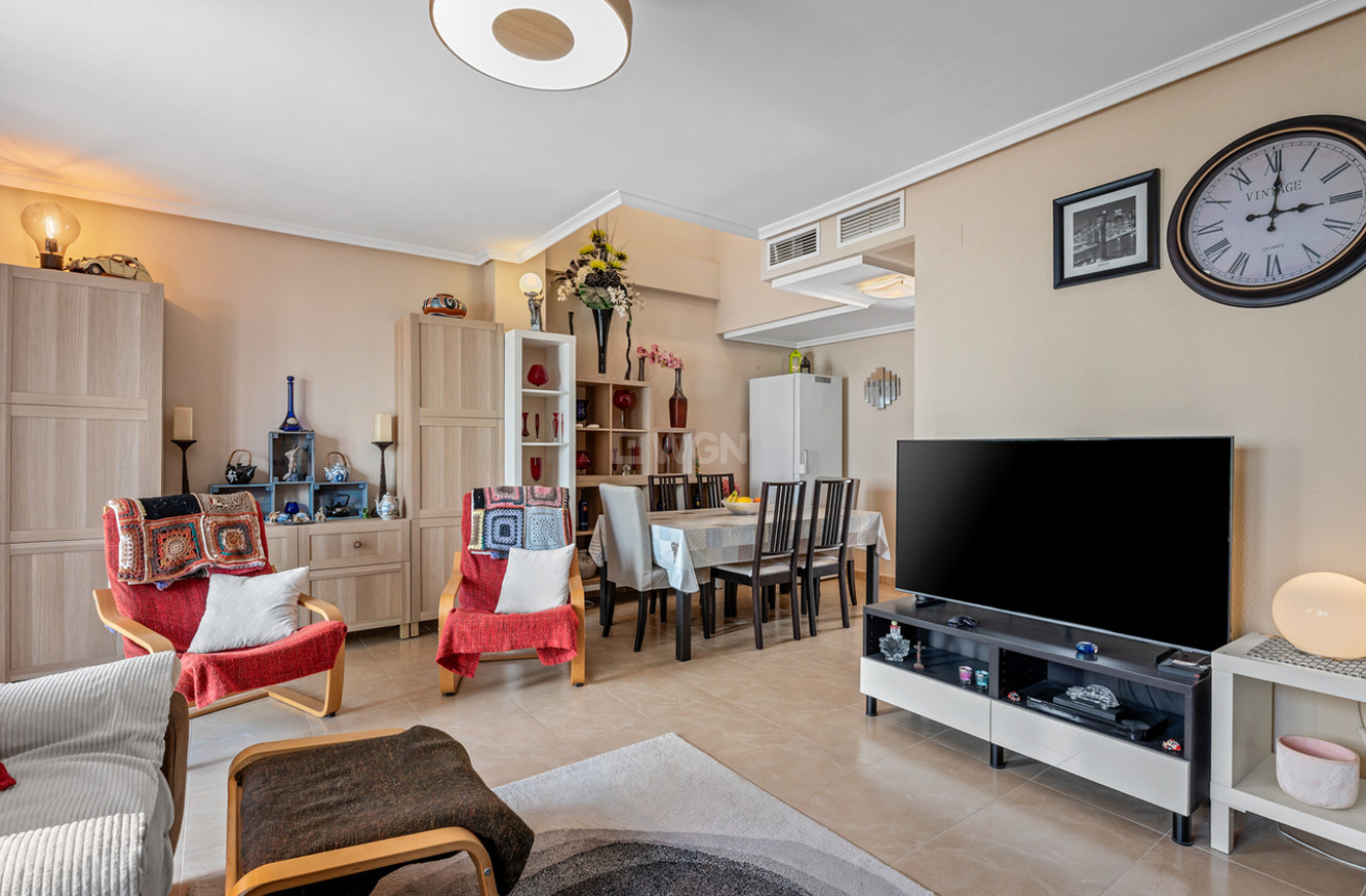 Resale - Townhouse - San Miguel de Salinas - Inland