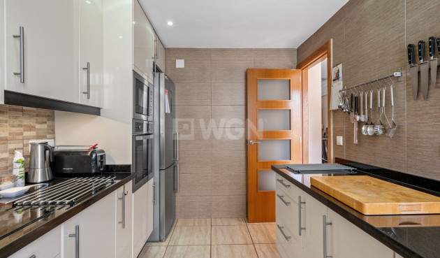 Resale - Townhouse - San Miguel de Salinas - Inland