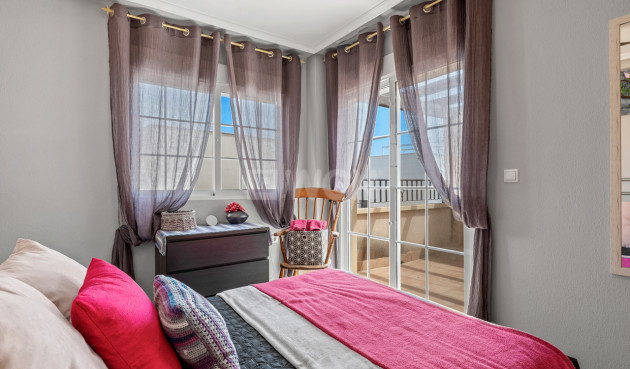 Resale - Townhouse - San Miguel de Salinas - Inland