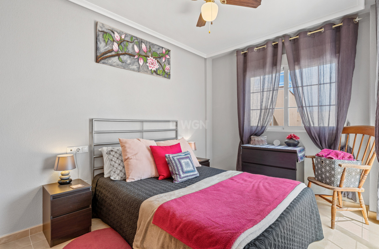 Resale - Townhouse - San Miguel de Salinas - Inland