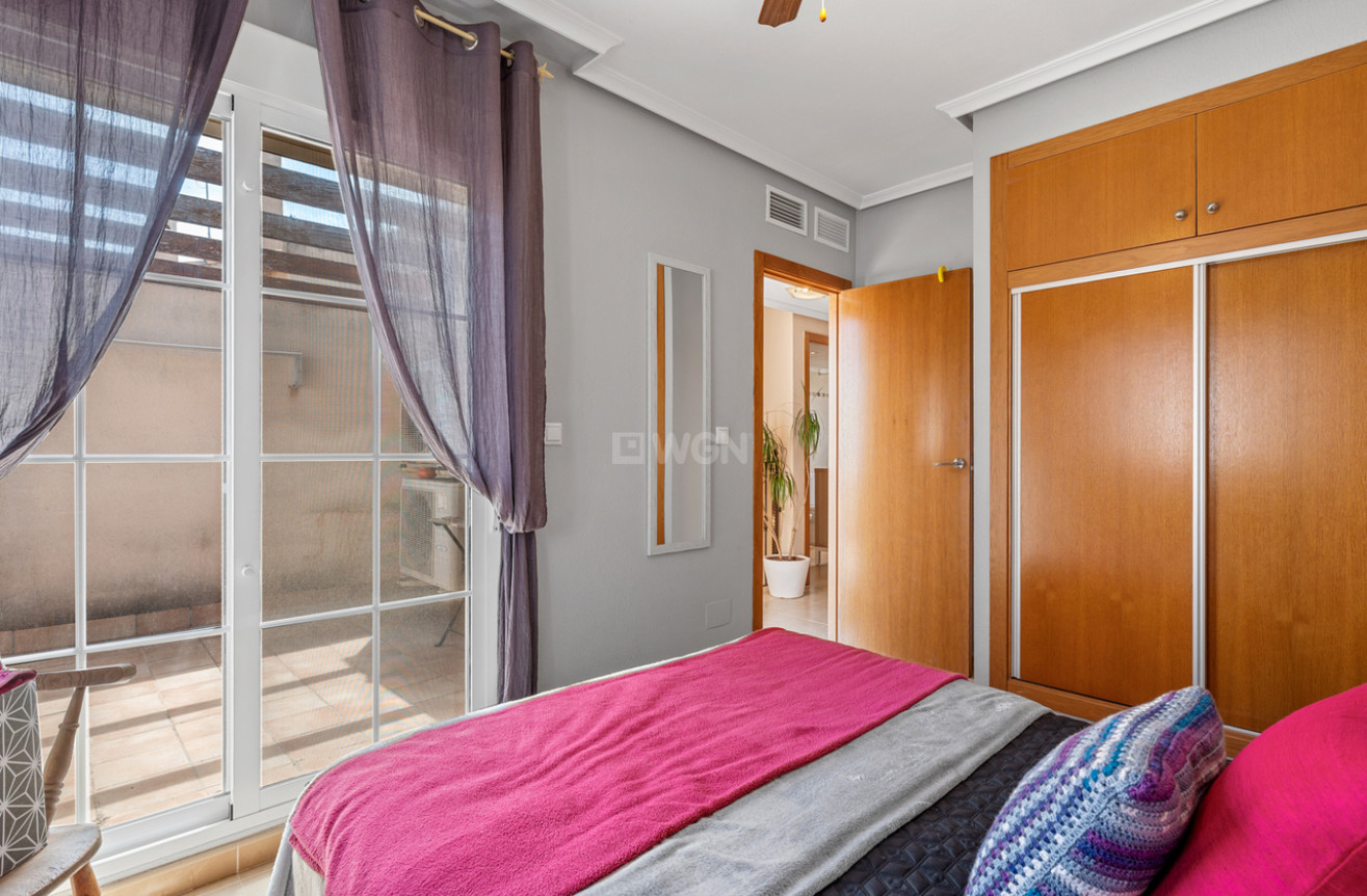 Resale - Townhouse - San Miguel de Salinas - Inland