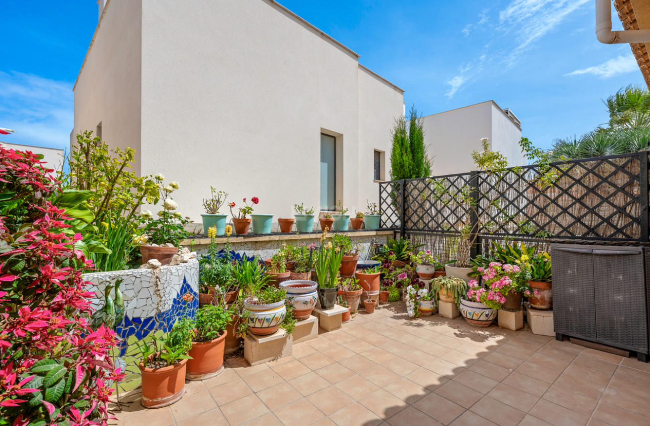 Resale - Townhouse - San Miguel de Salinas - Inland