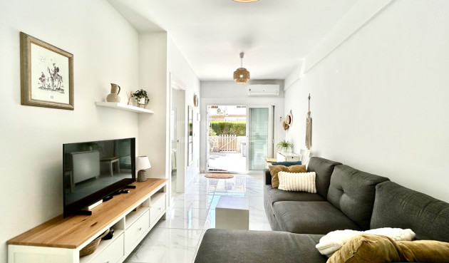 Resale - Apartment / flat - La Zenia - Costa Blanca