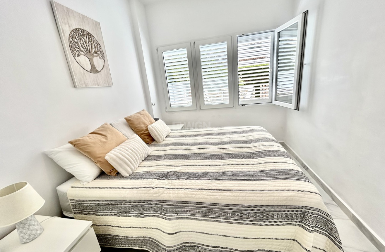 Resale - Apartment / flat - La Zenia - Costa Blanca