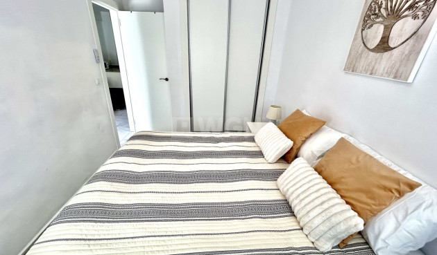 Resale - Apartment / flat - La Zenia - Costa Blanca