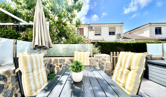 Resale - Apartment / flat - La Zenia - Costa Blanca