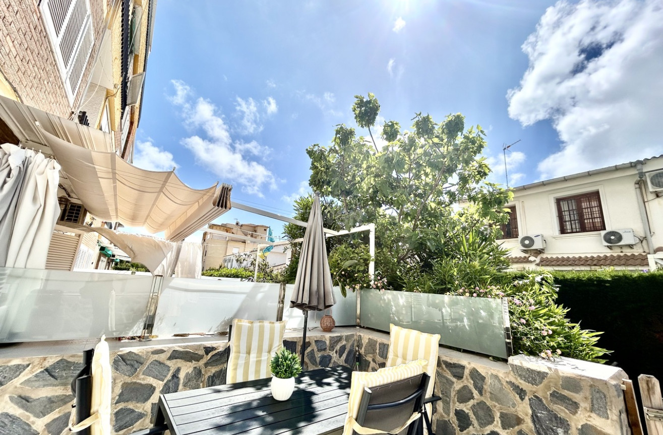 Resale - Apartment / flat - La Zenia - Costa Blanca