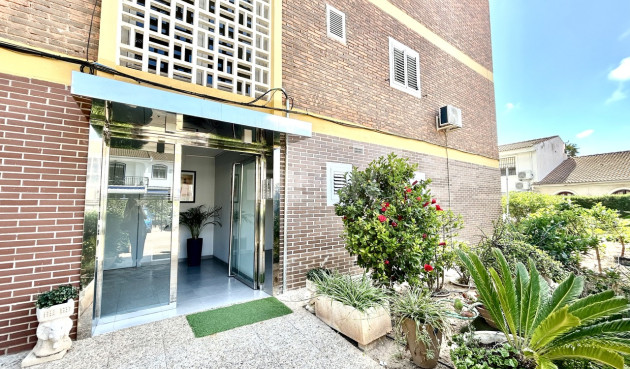 Resale - Apartment / flat - La Zenia - Costa Blanca