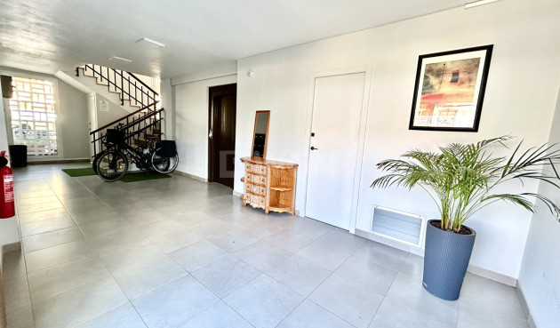 Resale - Apartment / flat - La Zenia - Costa Blanca