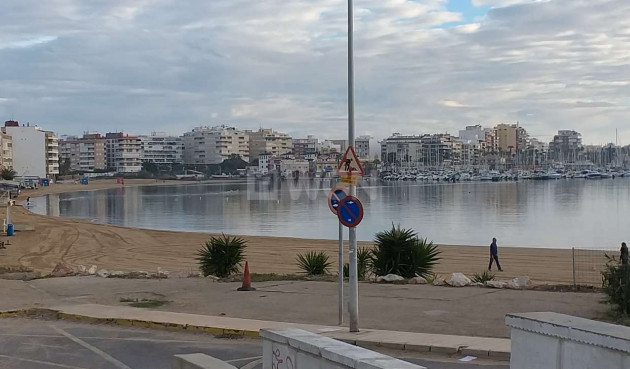 Odsprzedaż - Mieszkanie w bloku - Torrevieja - Costa Blanca