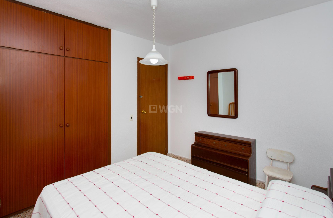 Odsprzedaż - Daszek - Torrevieja - Playa del Cura