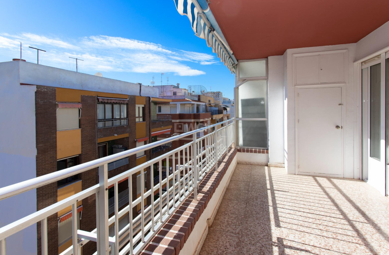 Odsprzedaż - Daszek - Torrevieja - Playa del Cura