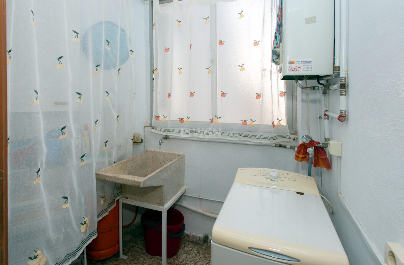 Odsprzedaż - Daszek - Torrevieja - Playa del Cura