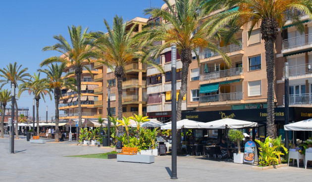 Odsprzedaż - Daszek - Torrevieja - Playa del Cura