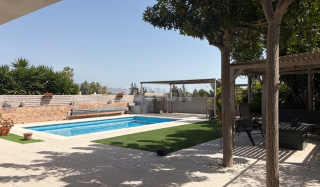 Wiederverkauf - Villa - Fortuna - Inland