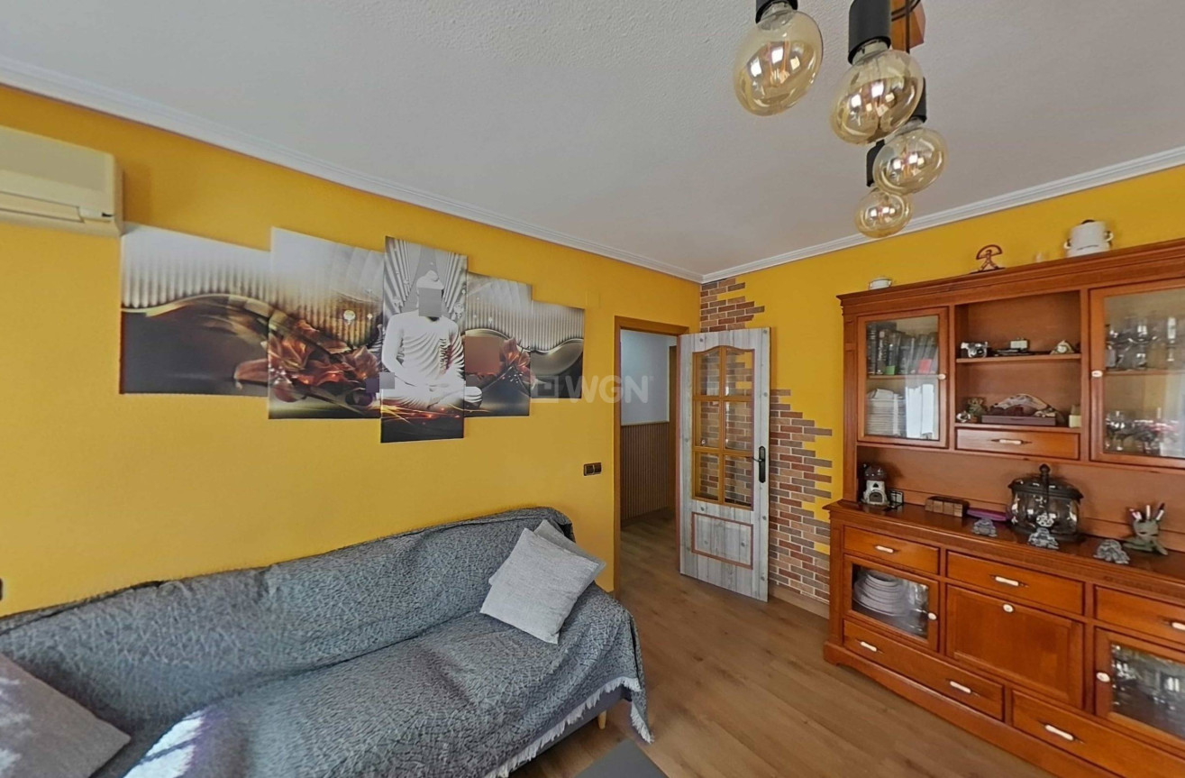 Reventa - Villa - Torrevieja - Los Balcones