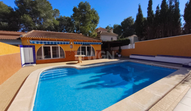 Wiederverkauf - Villa - Torrevieja - Los Balcones