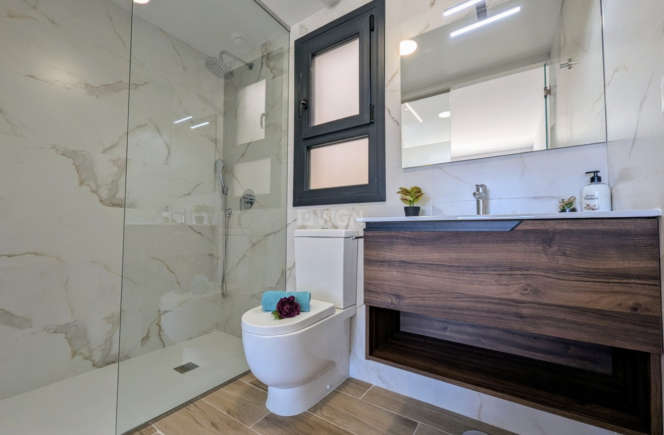 Odsprzedaż - Daszek - Villamartin - Costa Blanca