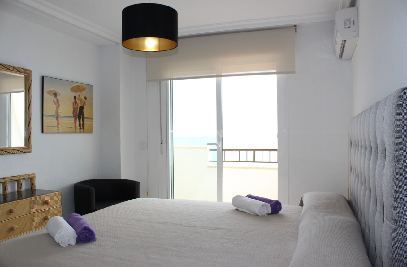 Resale - Apartment / flat - Mil Palmeras - Costa Blanca