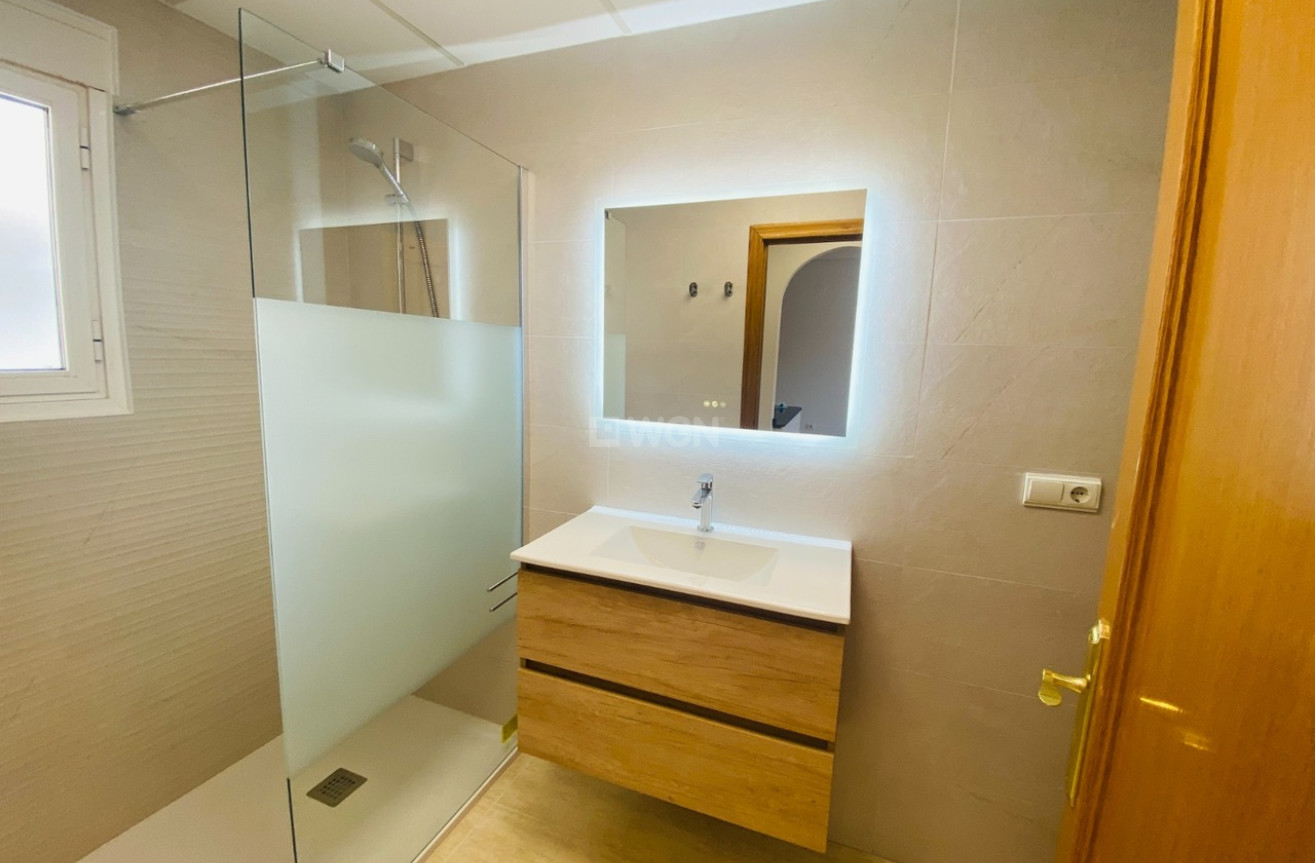 Reventa - Apartamento / piso - Villamartin - Costa Blanca